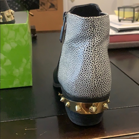 Sam Edelman Booties - Picture 7 of 9